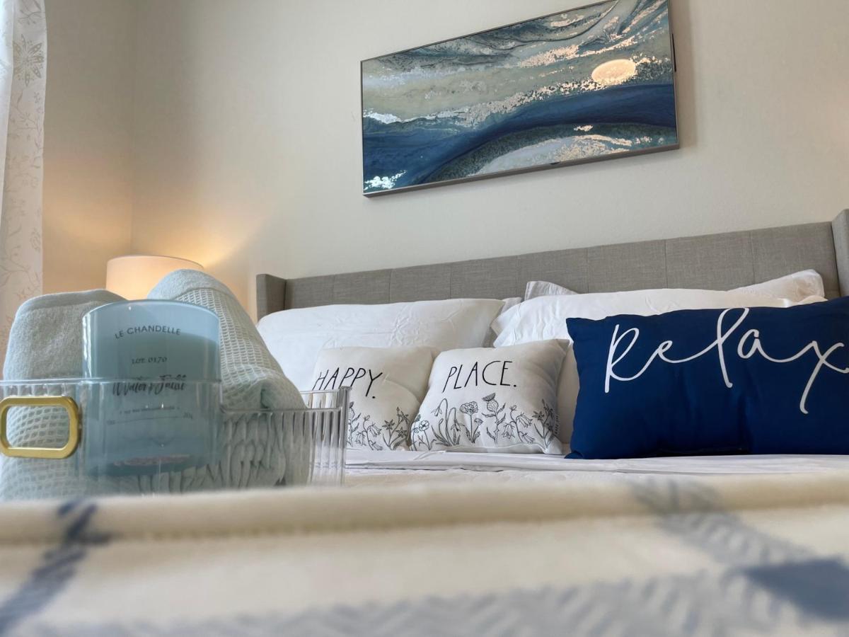 Cozy Retreat-Free Reserved Parking-Pool Адисън Екстериор снимка