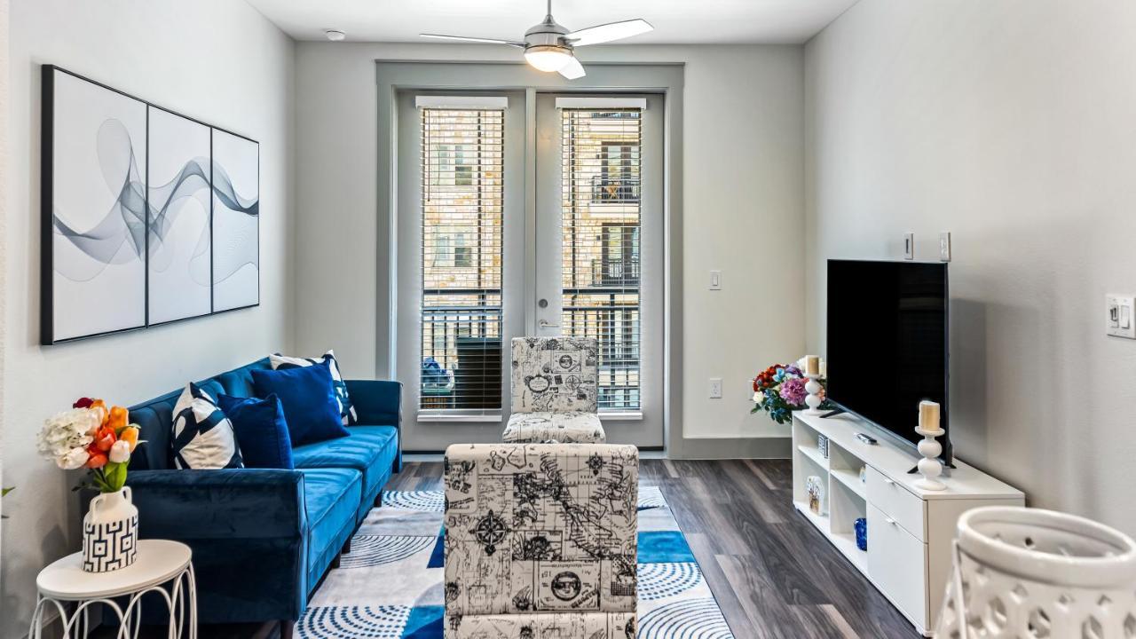 Cozy Retreat-Free Reserved Parking-Pool Адисън Екстериор снимка